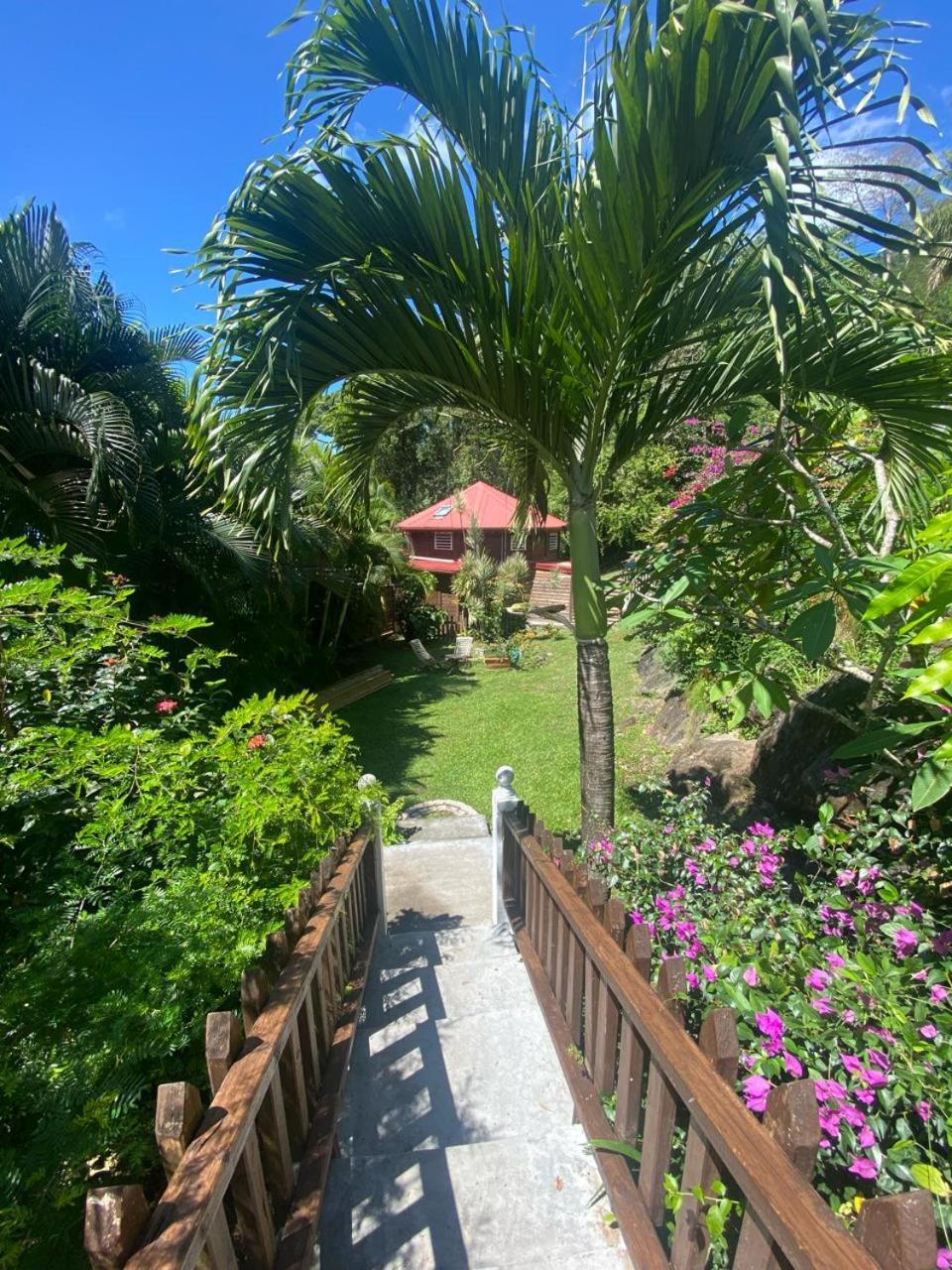 Le Domaine Du Rocher Noir Pointe-Noire Esterno foto
